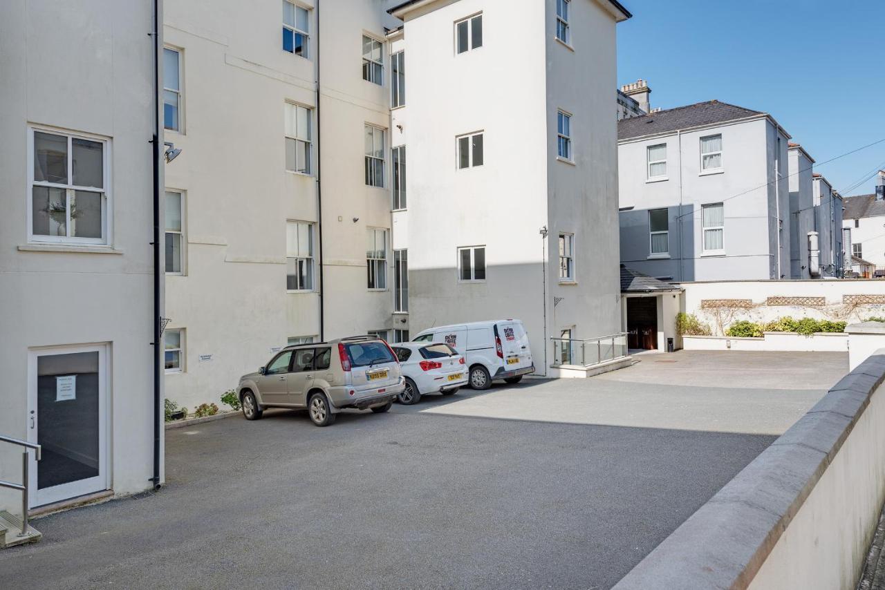 Strathmore House Apartments Plymouth Esterno foto